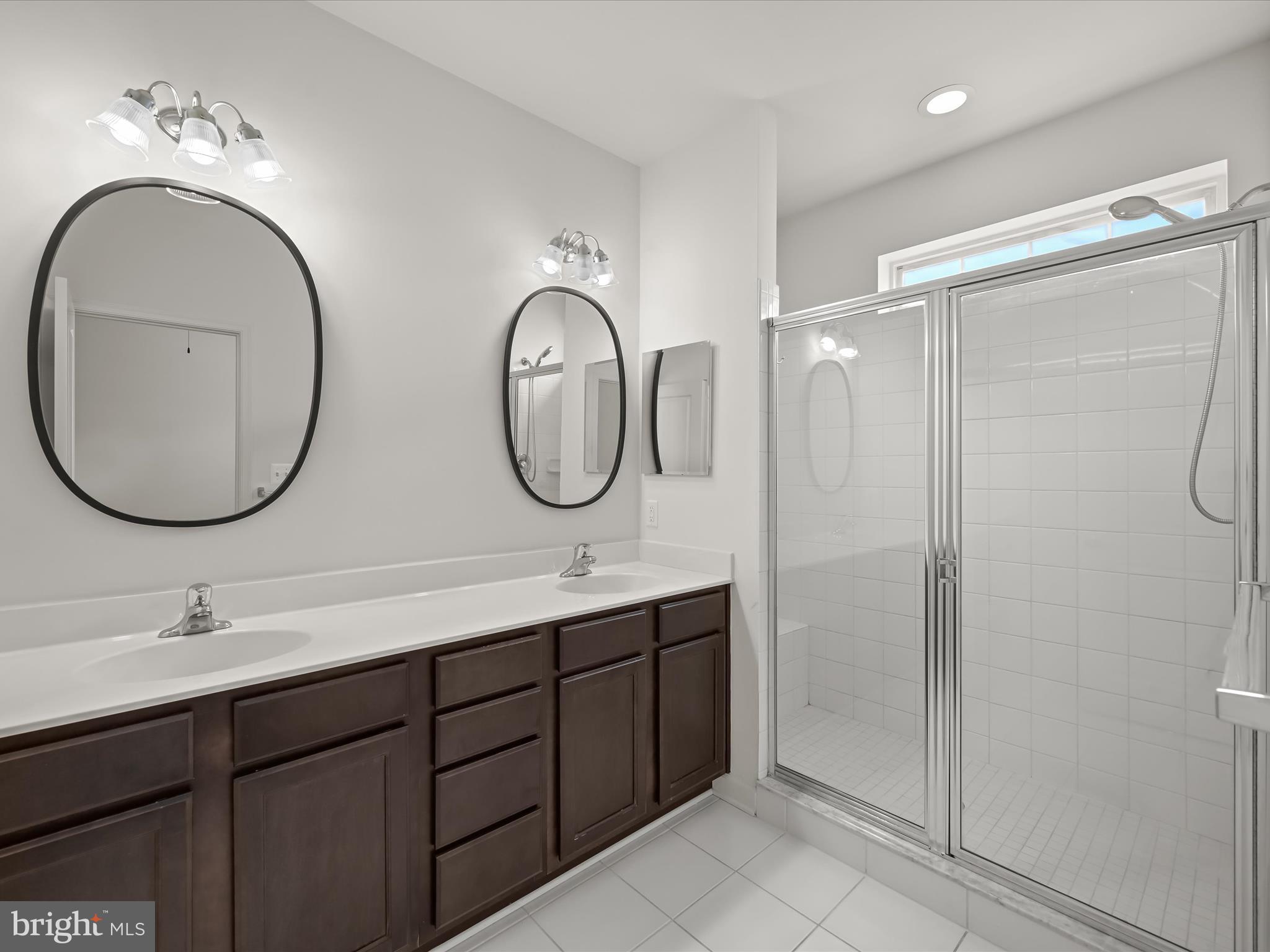 7204 WOOD TRAIL DRIVE