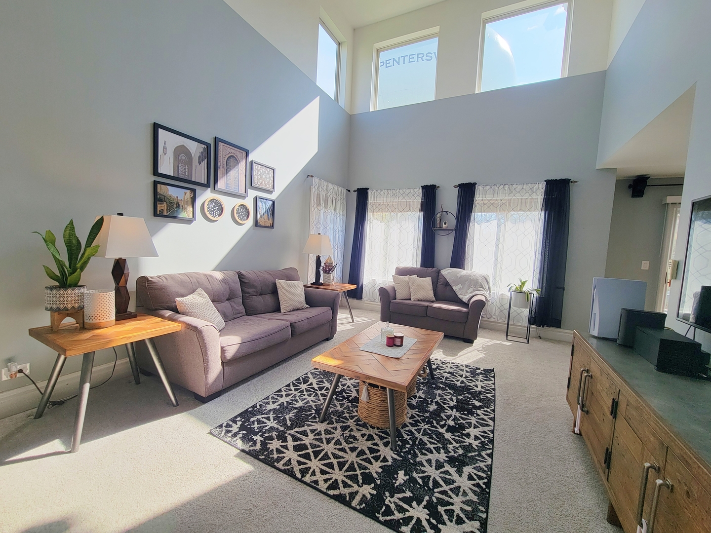 1455 Meadowsedge Lane