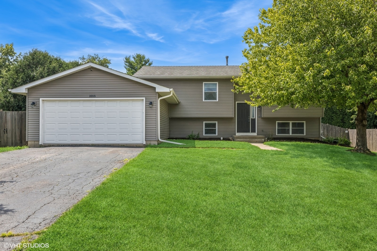 1015 Bonita Lane