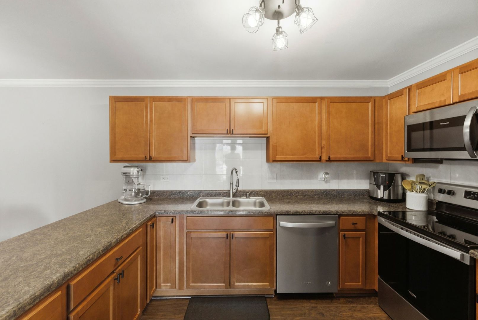 963 Golf Course Road Unit: 5
