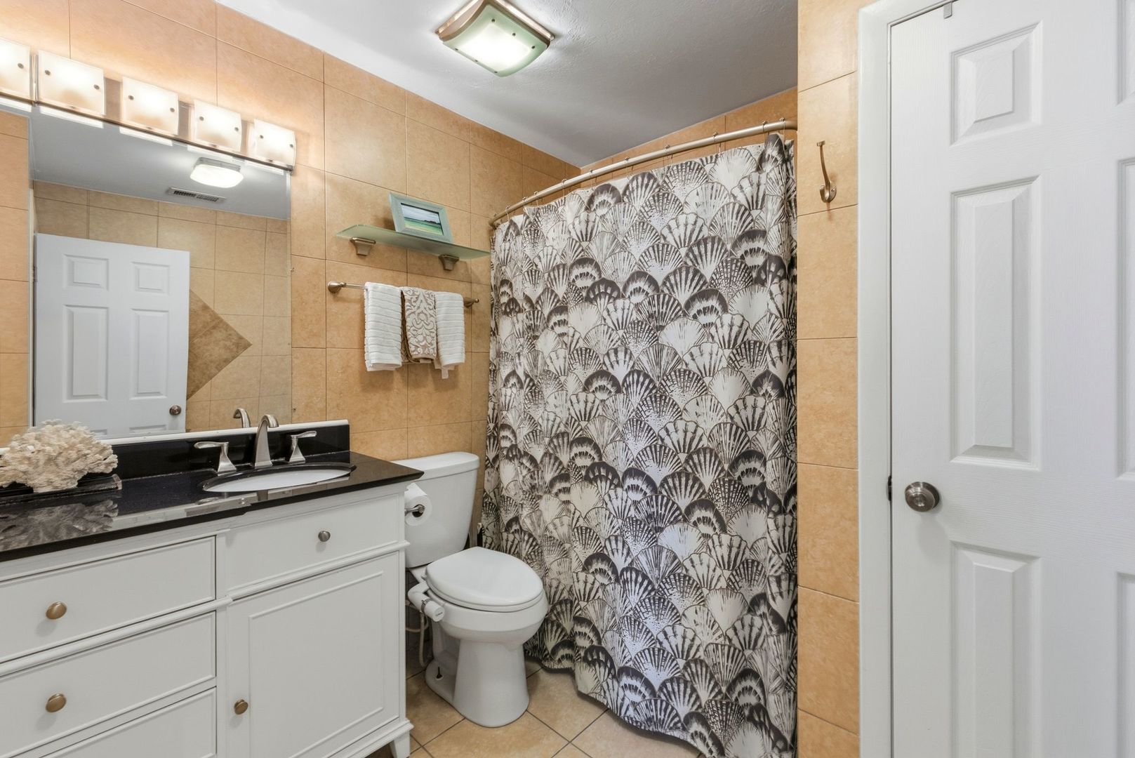 963 Golf Course Road Unit: 5