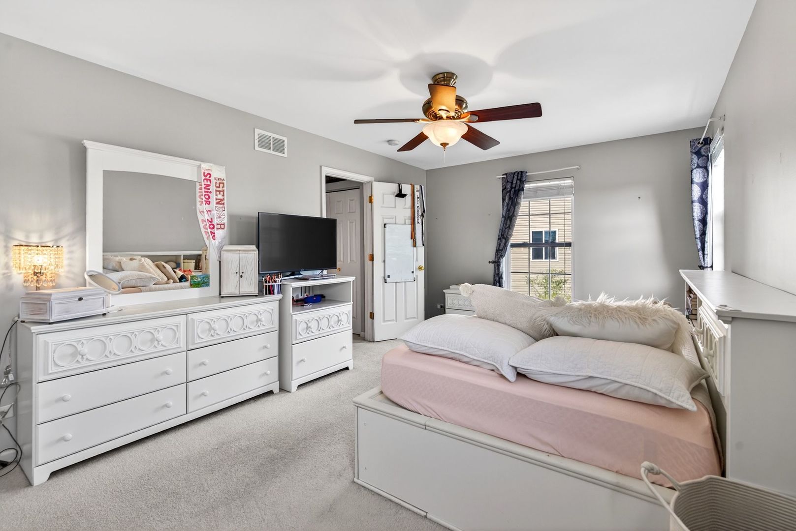 2107 Fairview Lane