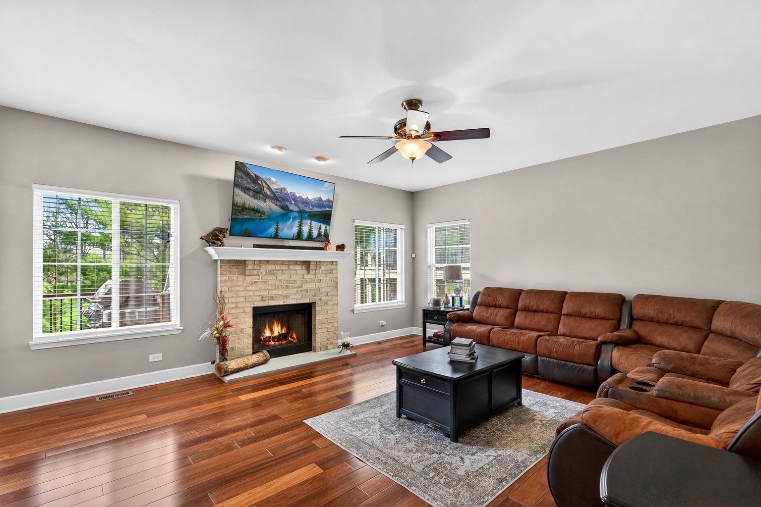 2107 Fairview Lane