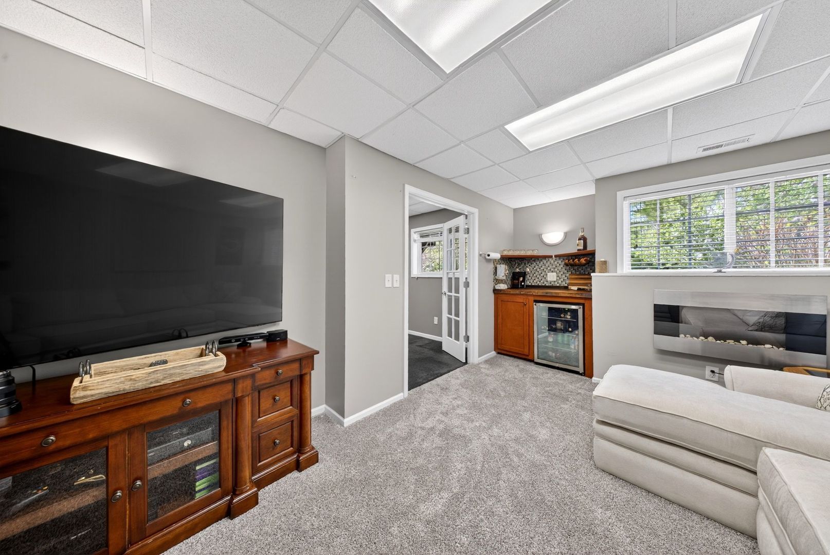 2107 Fairview Lane