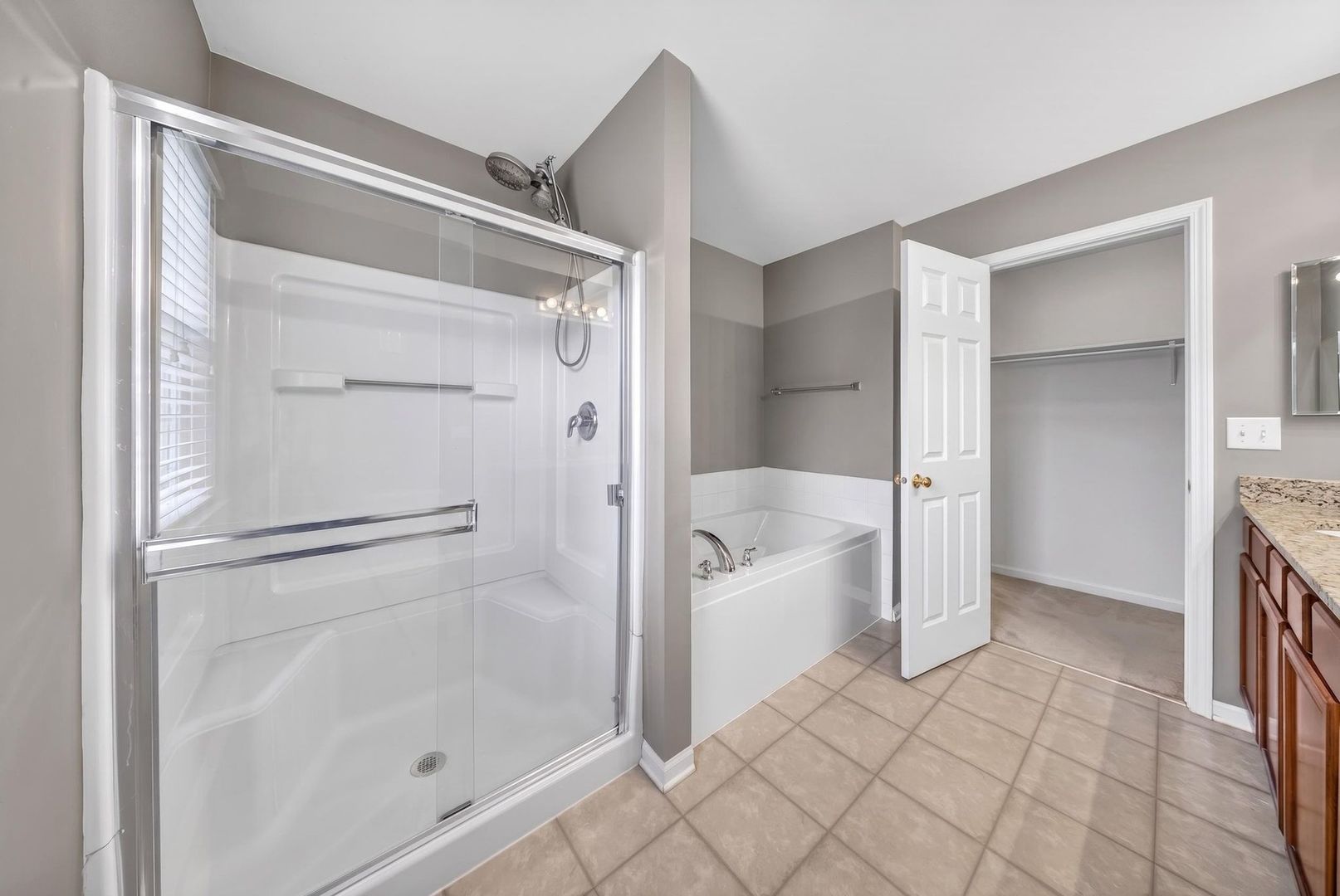 2107 Fairview Lane