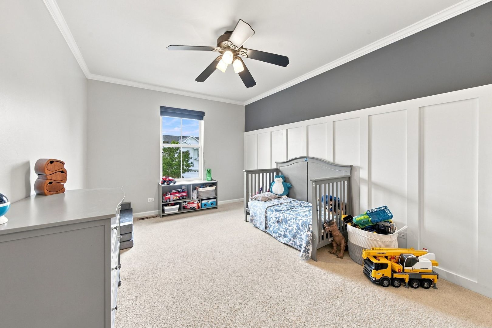 1493 Yosemite Circle