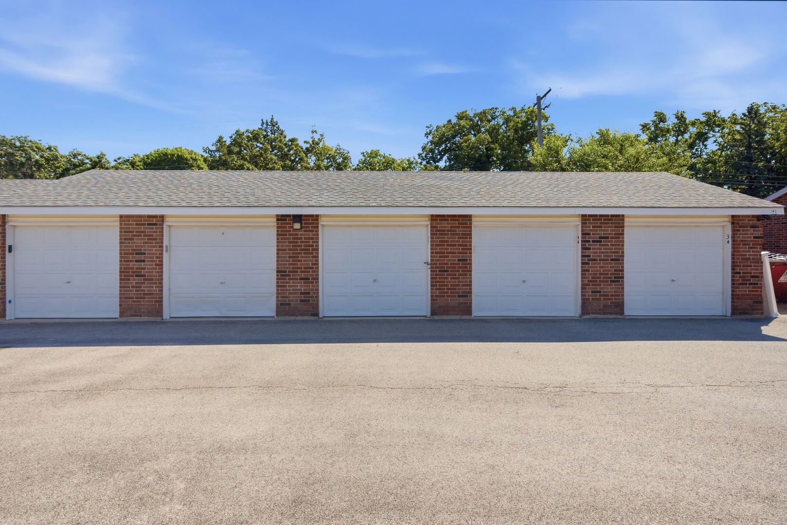 511 Leah Lane Unit: 2C