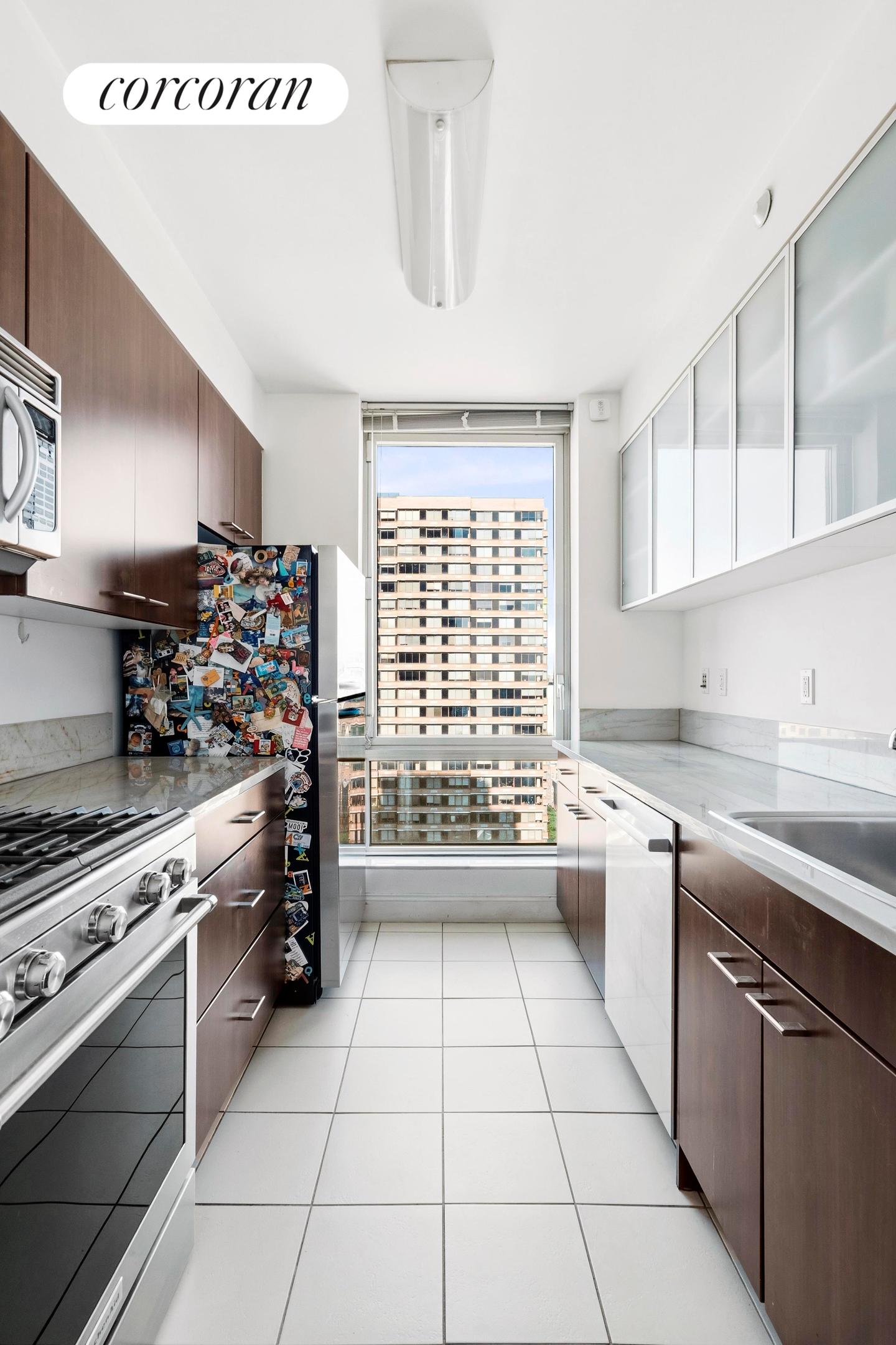 215 E 96TH Street 23L