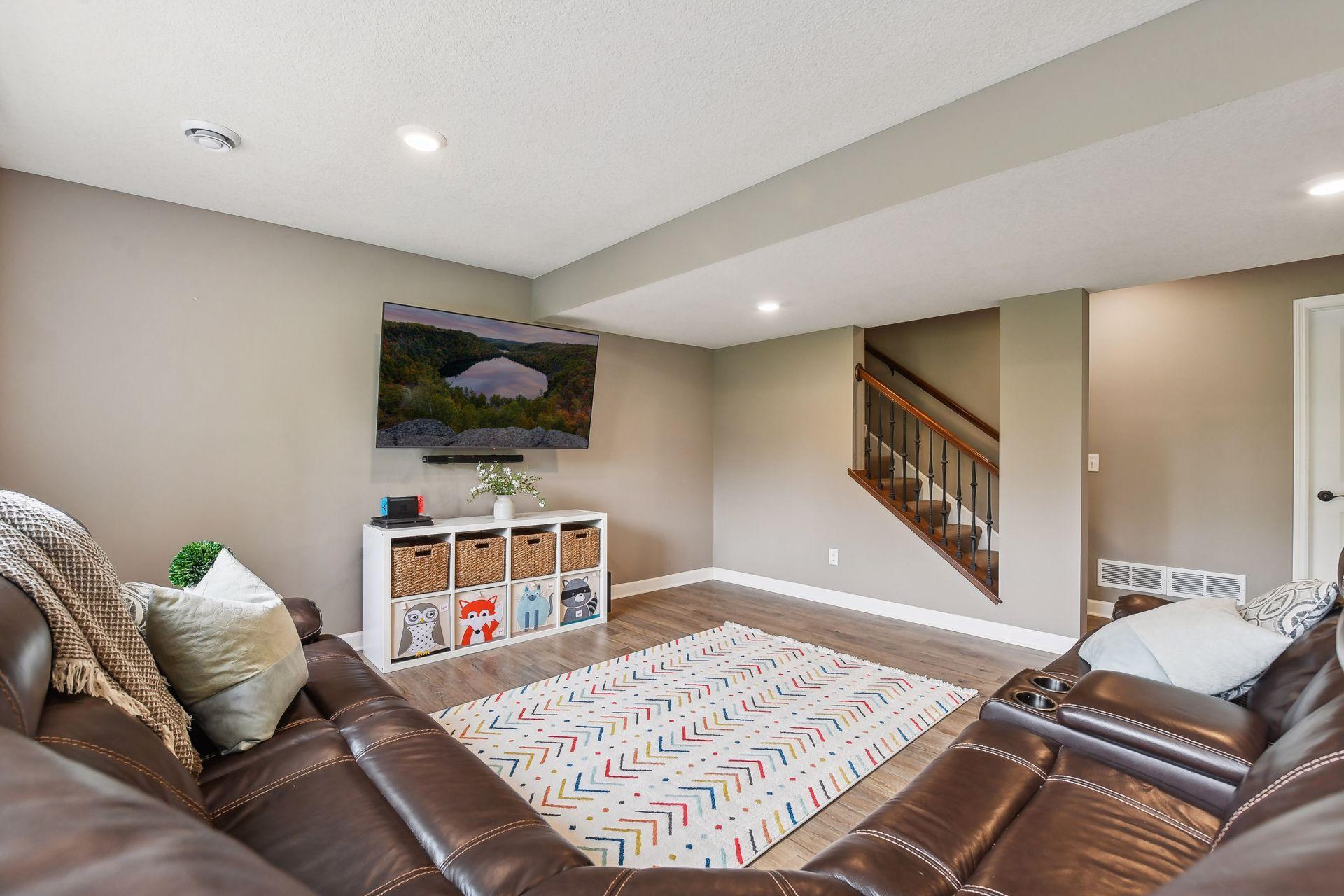 3649 Strawberry Lane