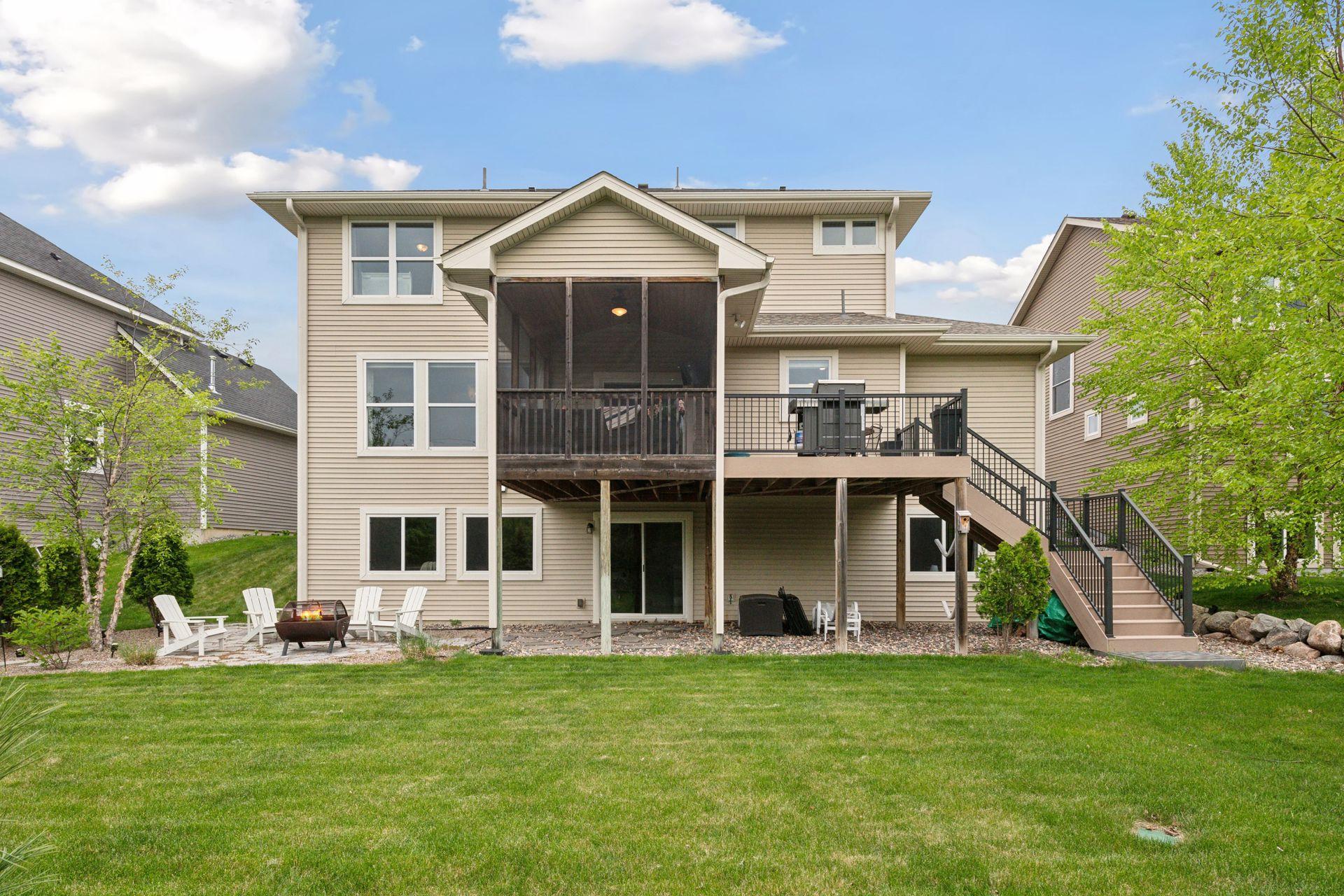 3649 Strawberry Lane