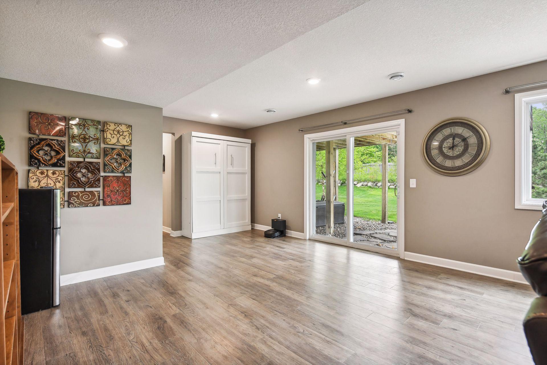 3649 Strawberry Lane