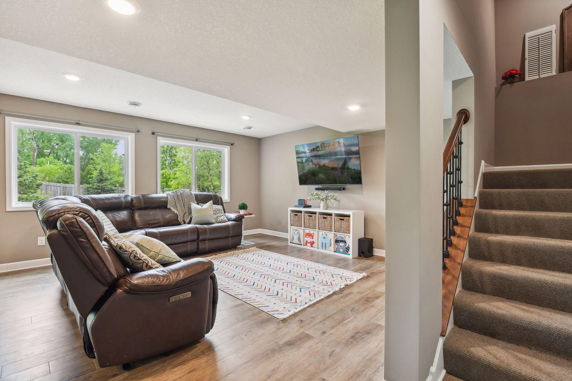 3649 Strawberry Lane