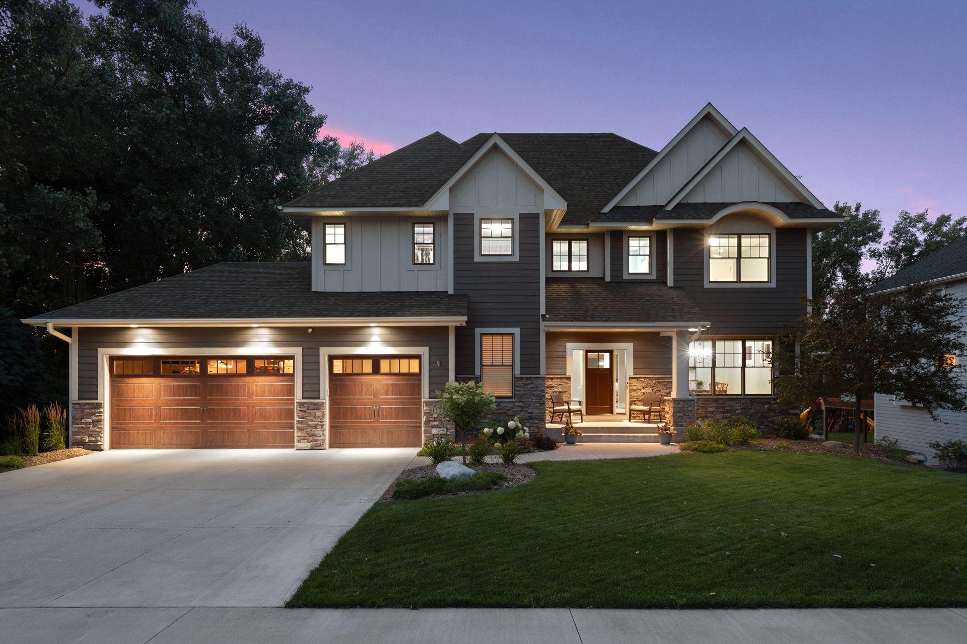 1124 Evergreen Lane N