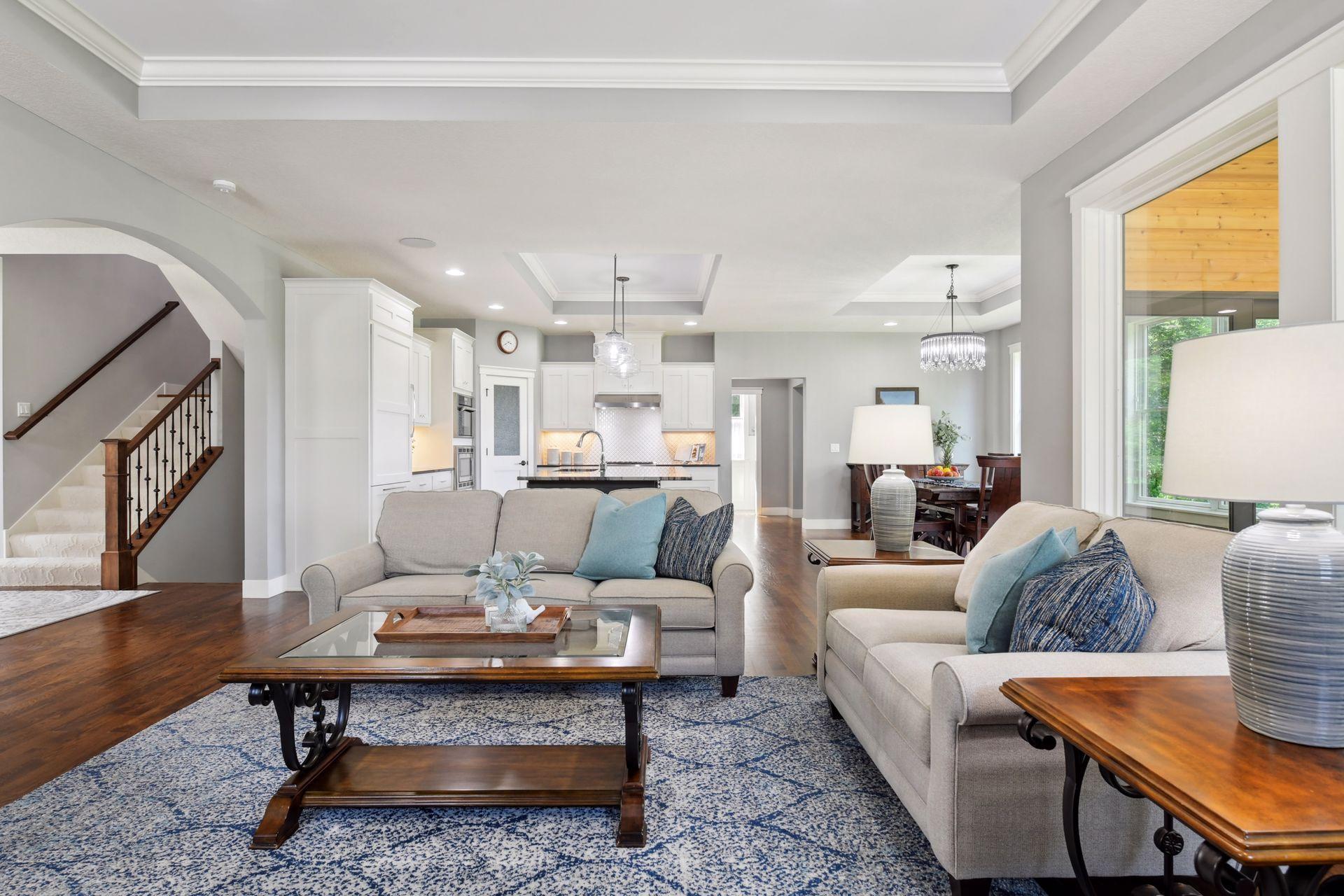 1124 Evergreen Lane N