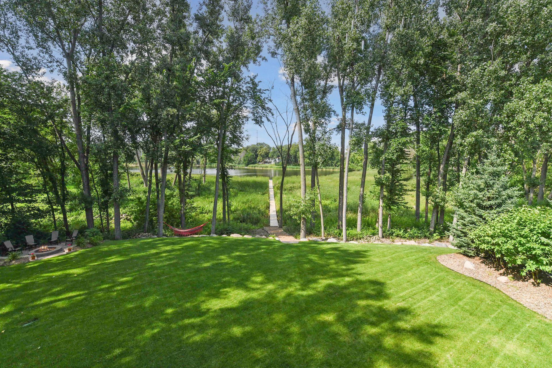 1124 Evergreen Lane N