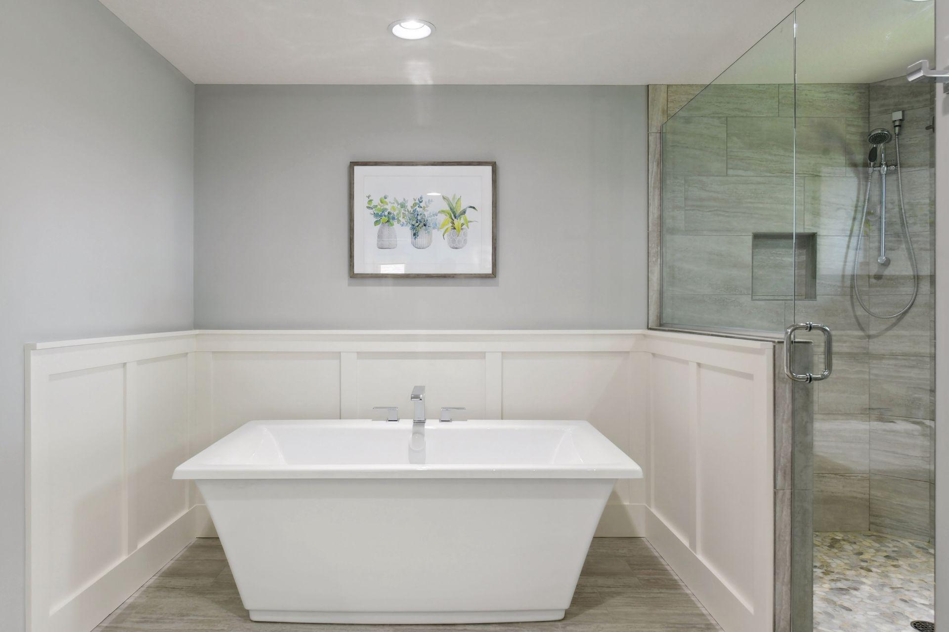 1124 Evergreen Lane N