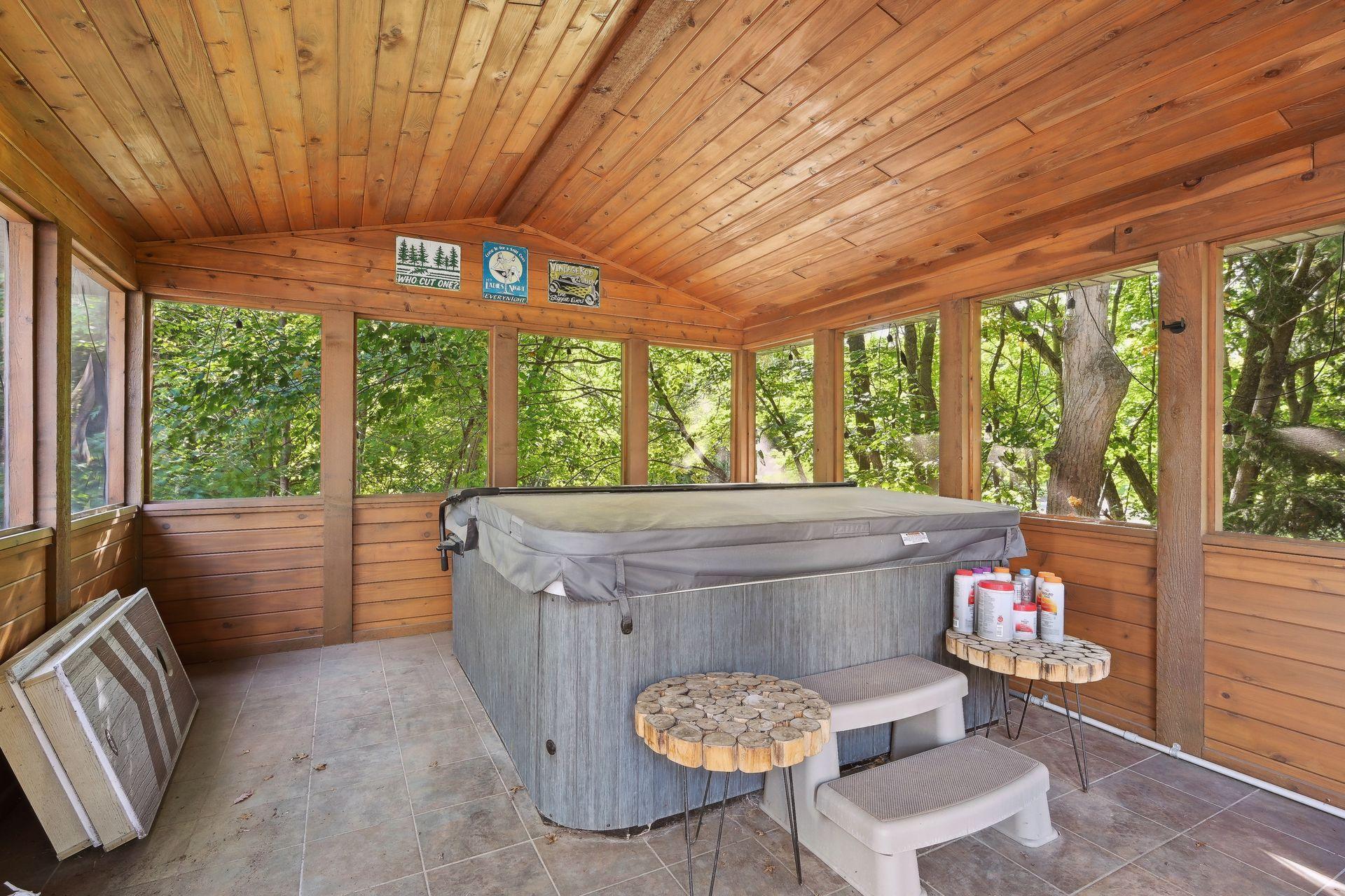 17208 Staples Street NE