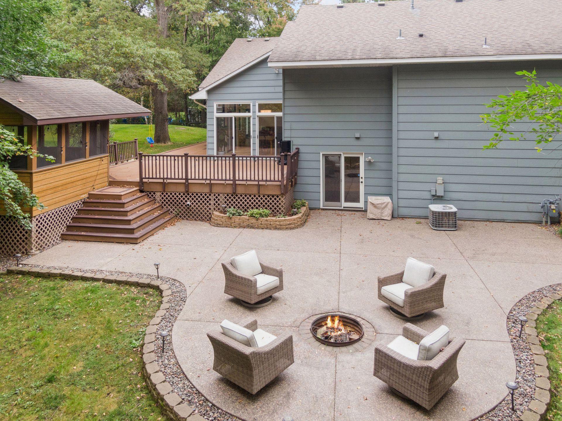 17208 Staples Street NE