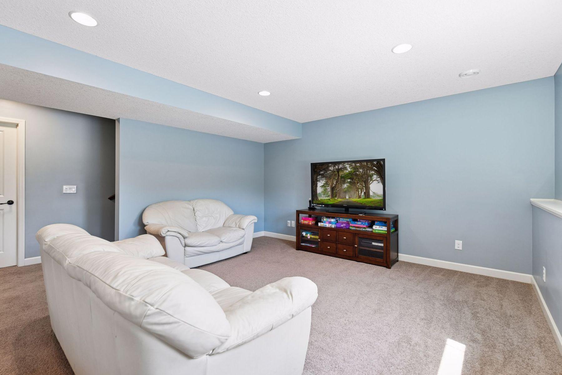 3609 Strawberry Lane