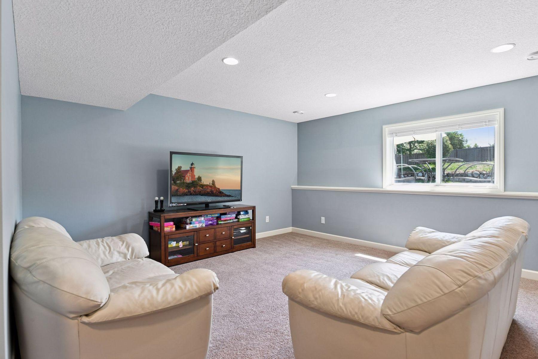 3609 Strawberry Lane