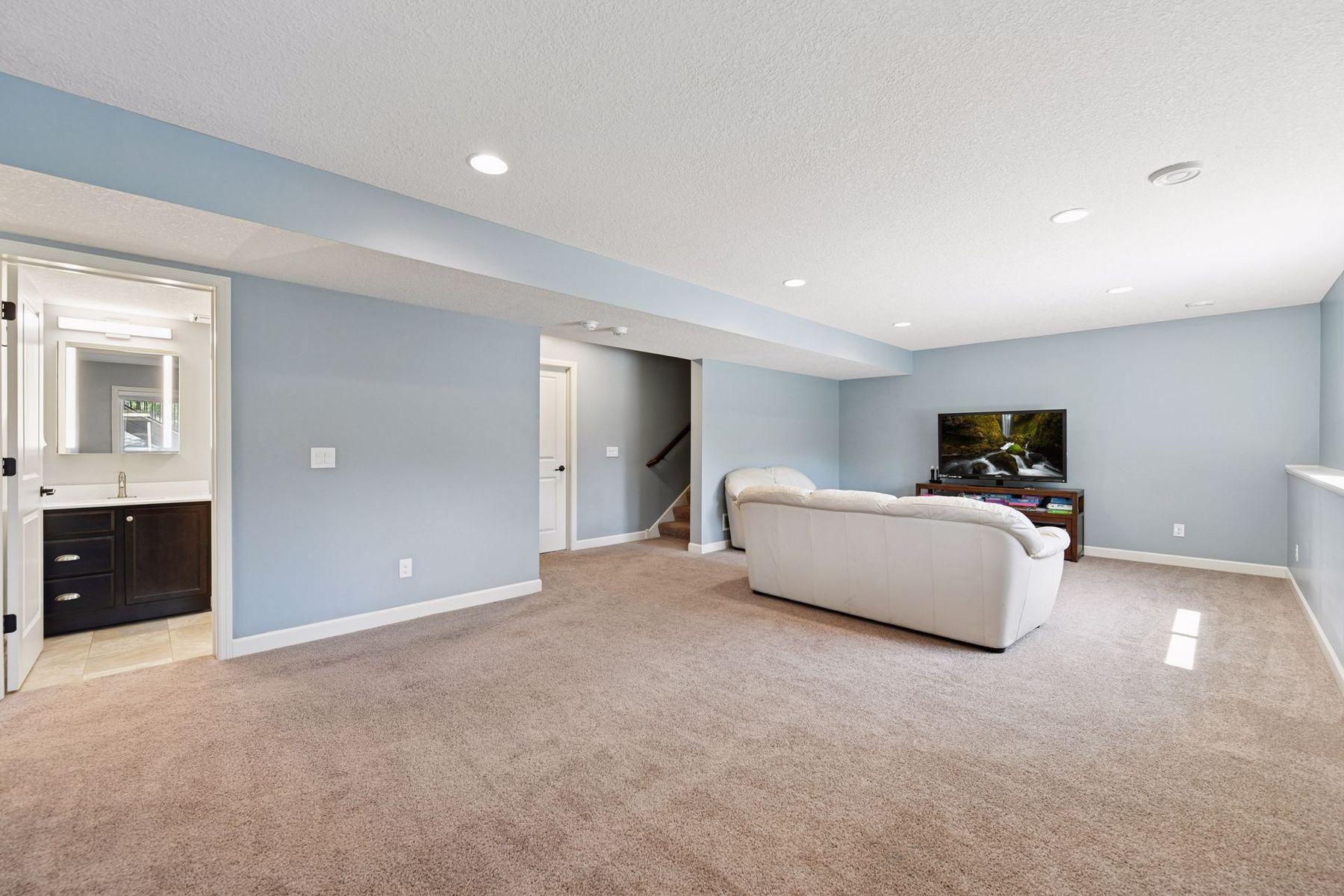 3609 Strawberry Lane