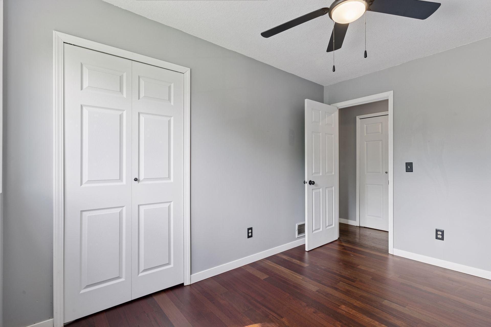 1604 Viking Drive
