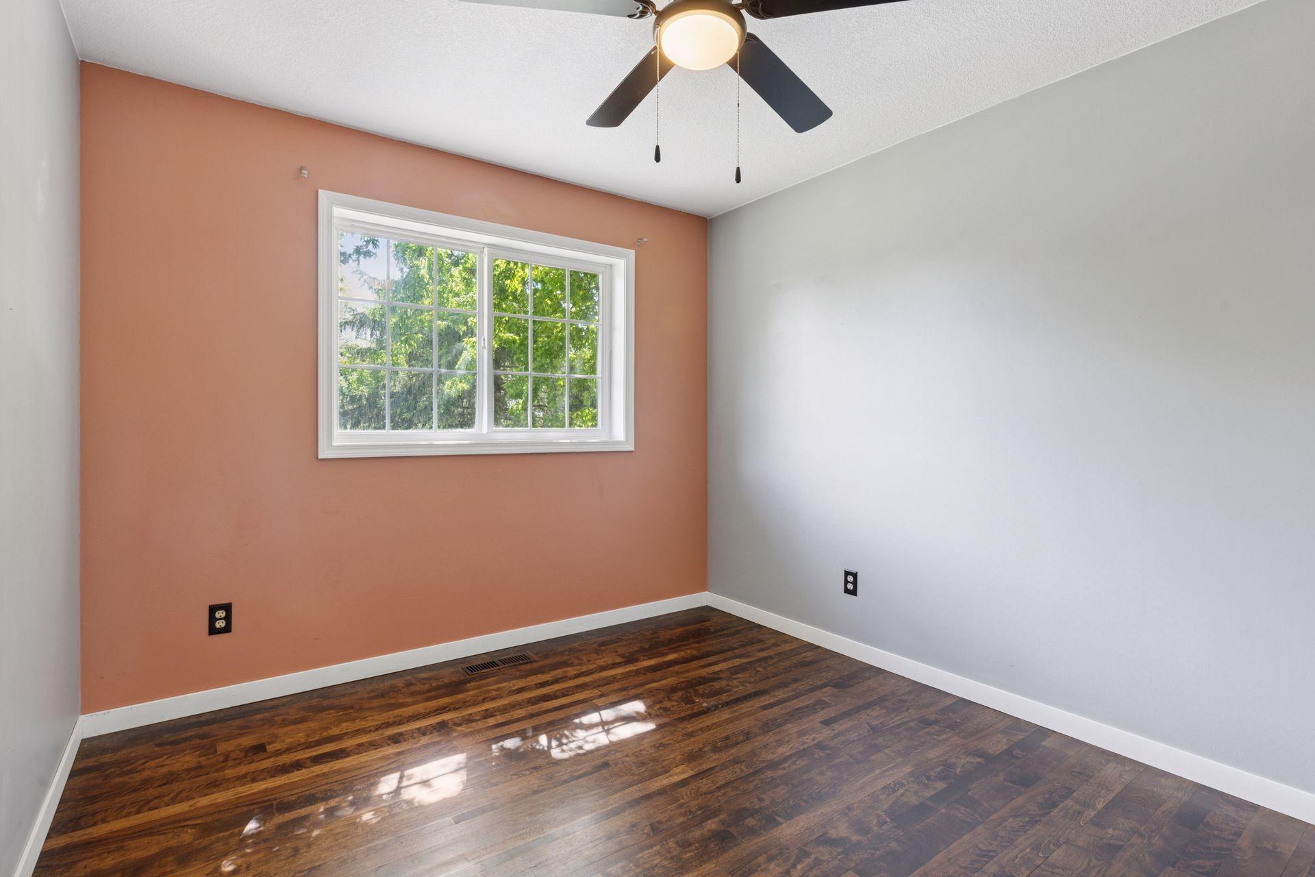 1604 Viking Drive