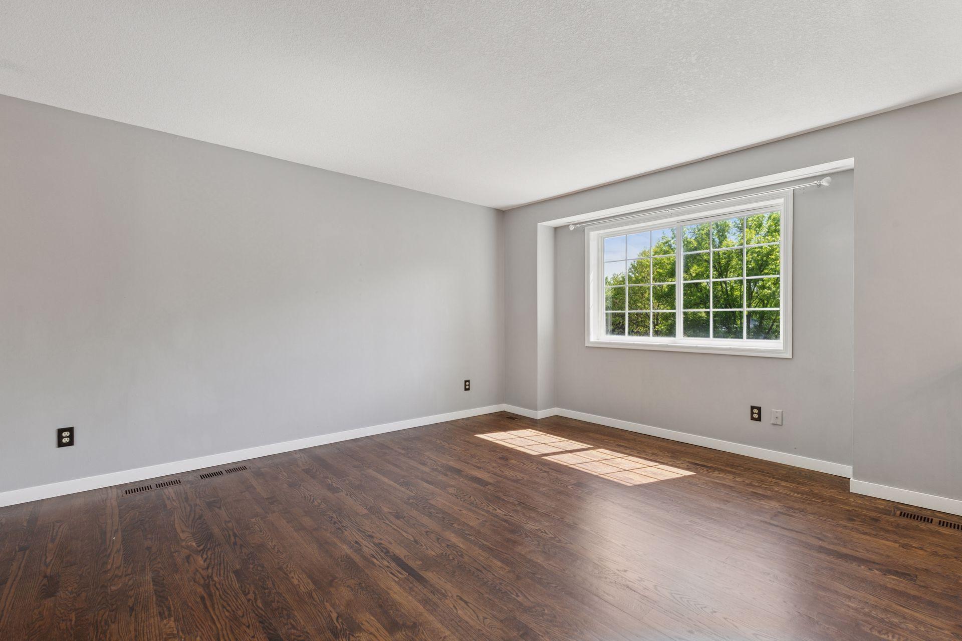 1604 Viking Drive