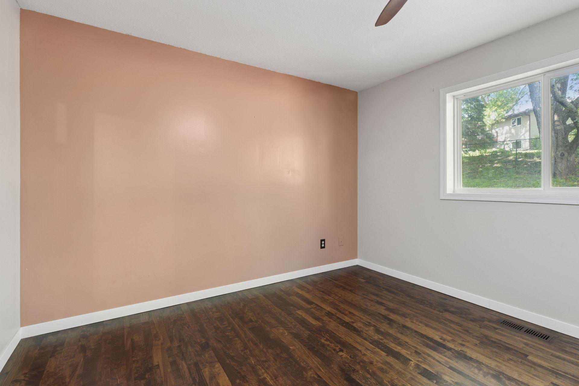 1604 Viking Drive