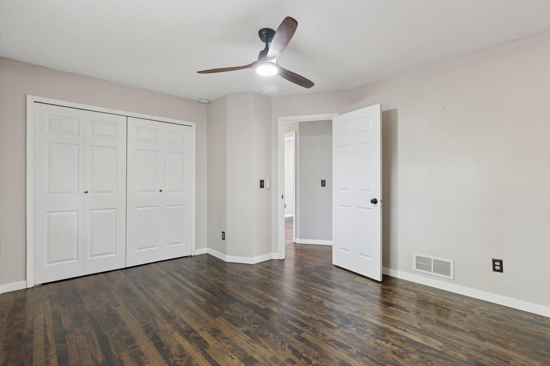 1604 Viking Drive
