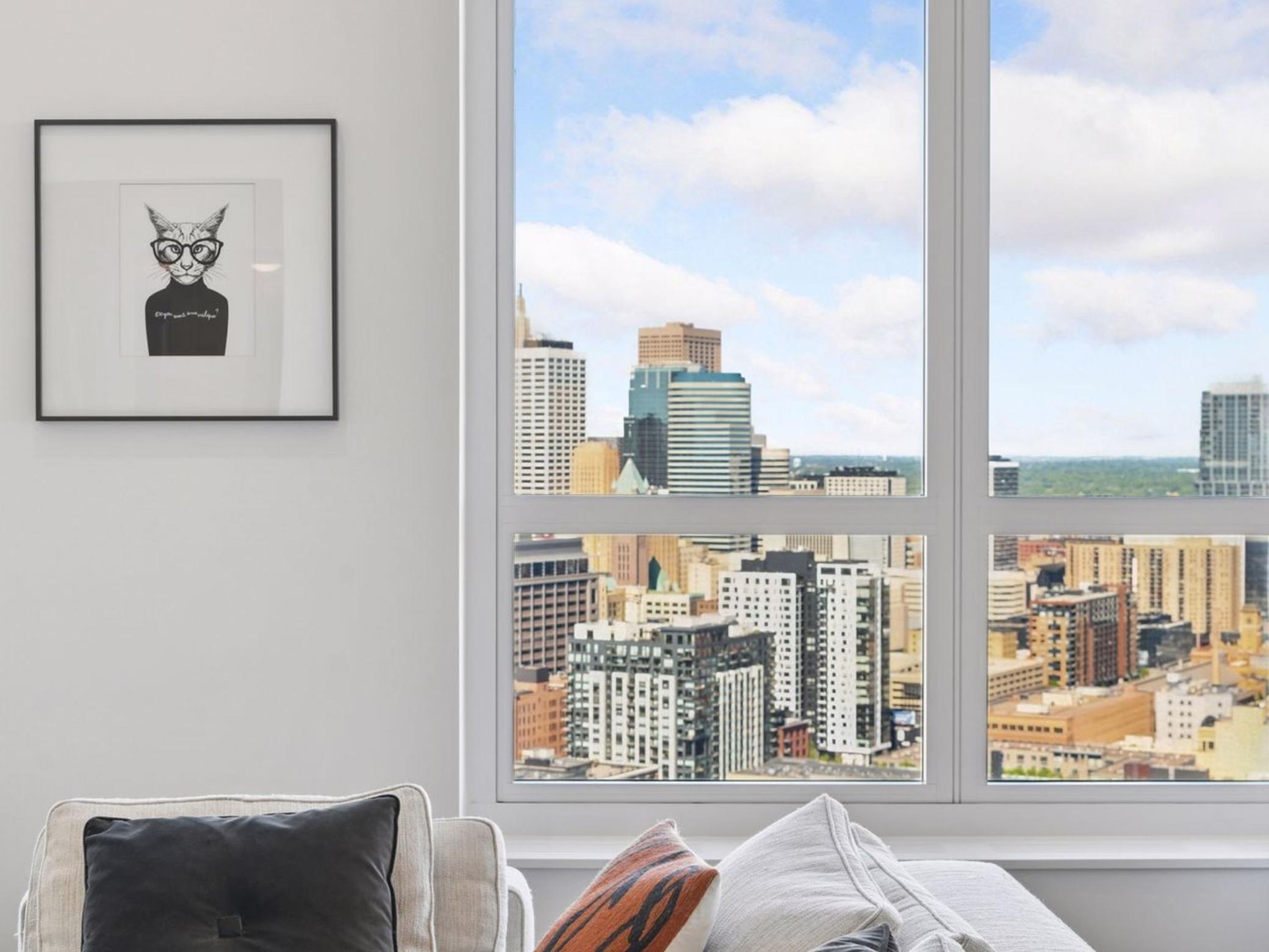 1111 W River Parkway Unit: 33A