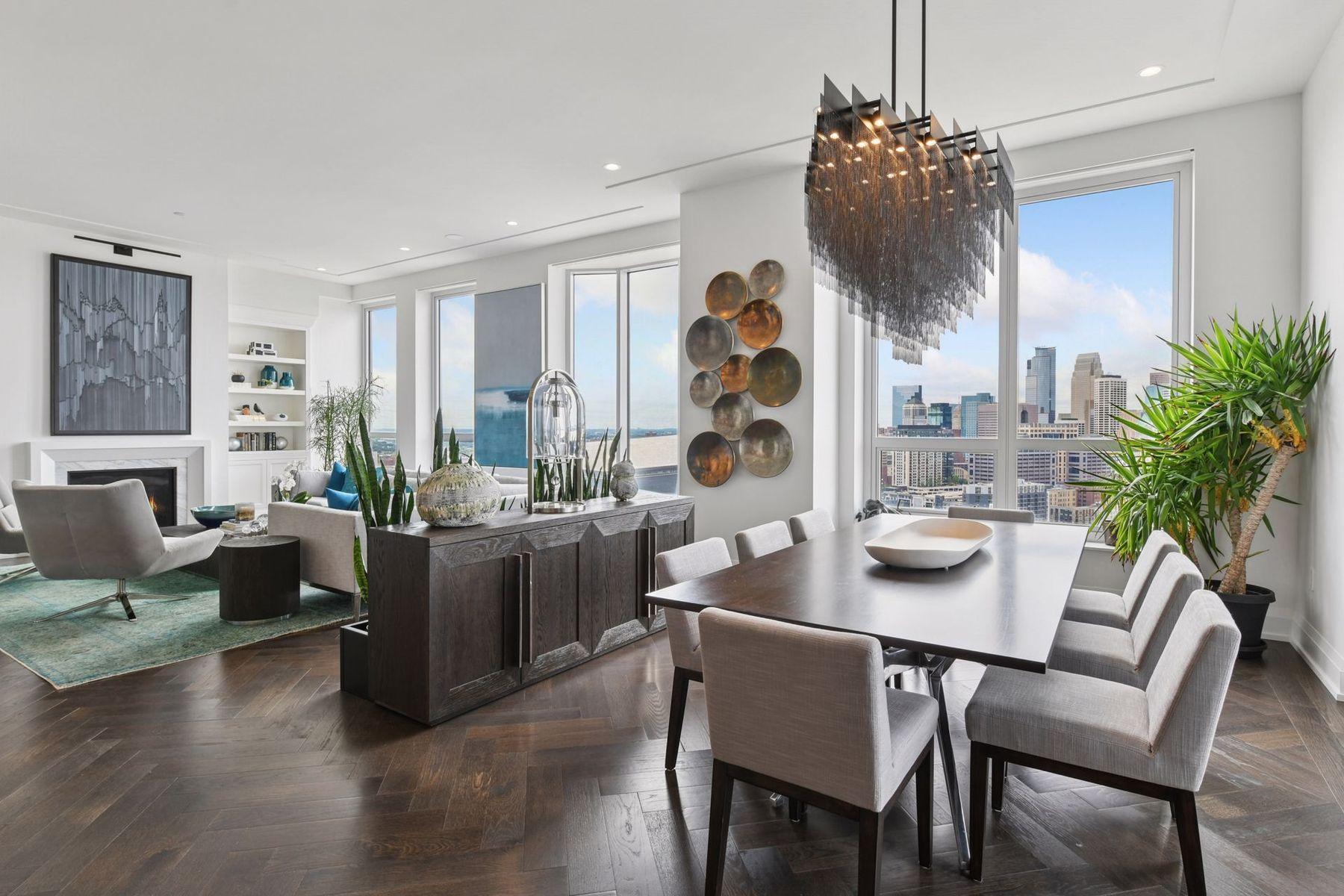 1111 W River Parkway Unit: 26A