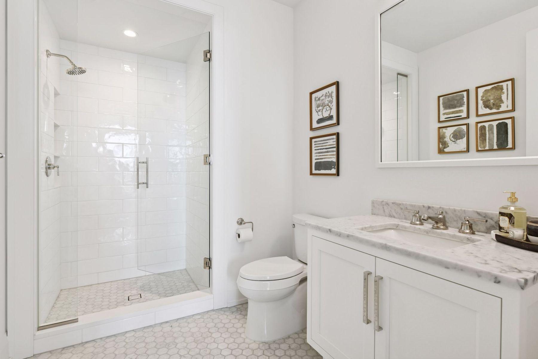 1111 W River Parkway Unit: 26A