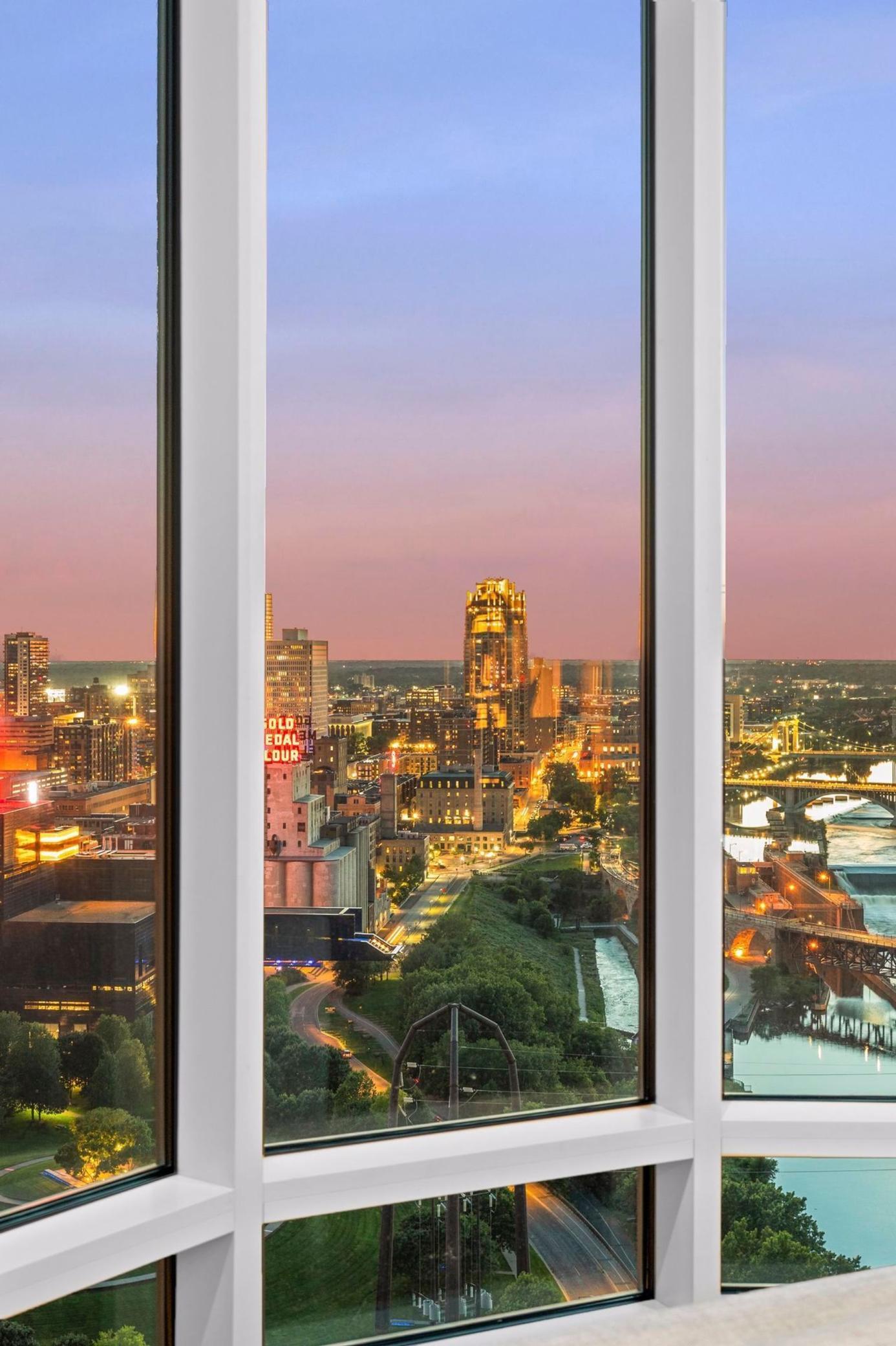 1111 W River Parkway Unit: 26A