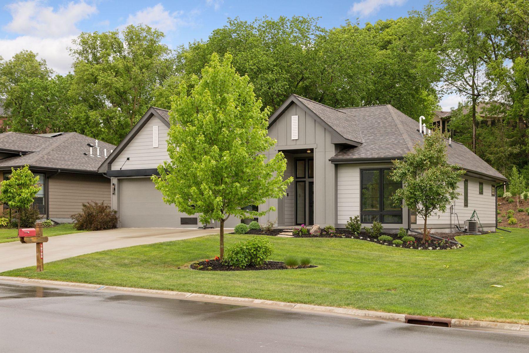16798 Stirrup Lane
