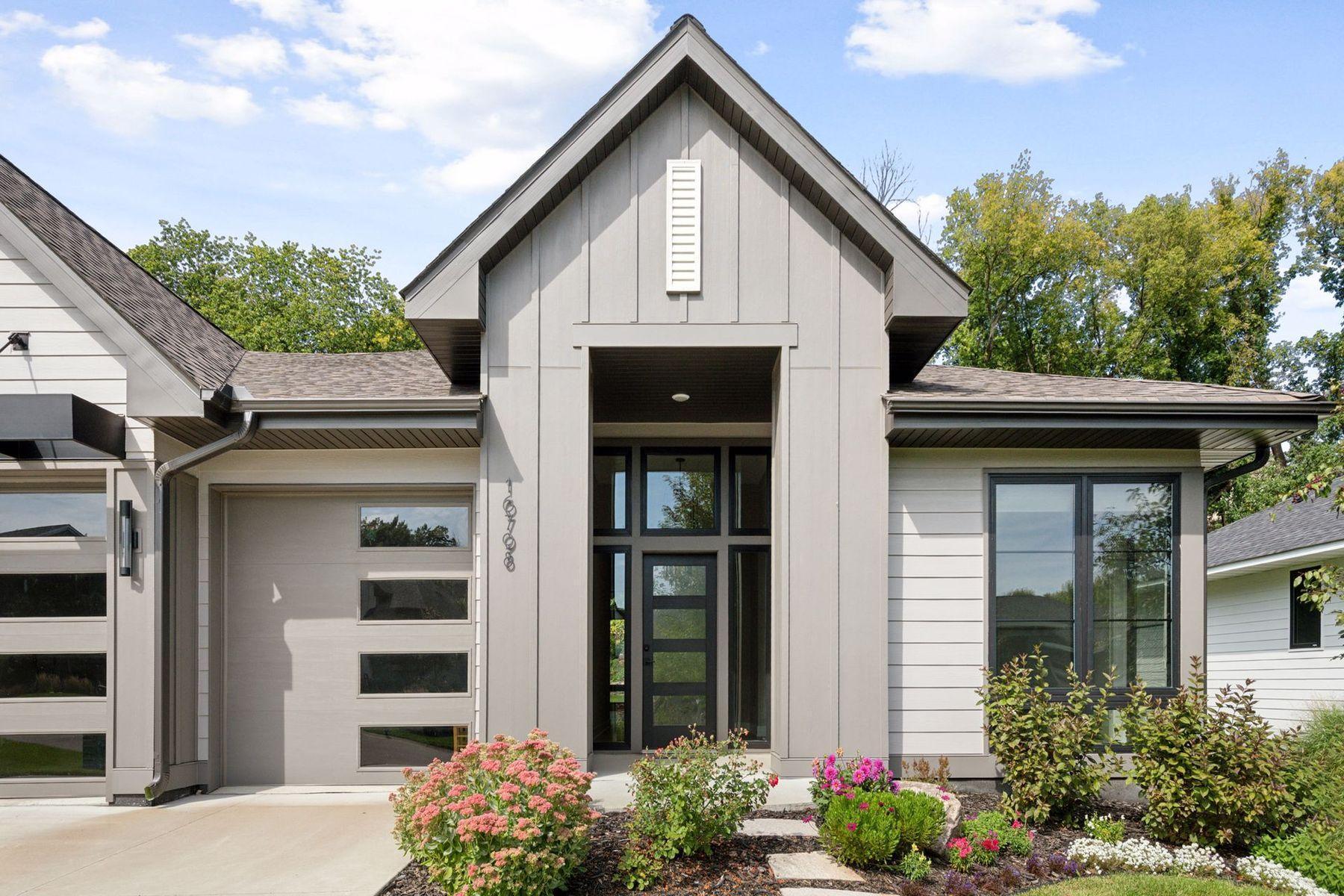 16798 Stirrup Lane