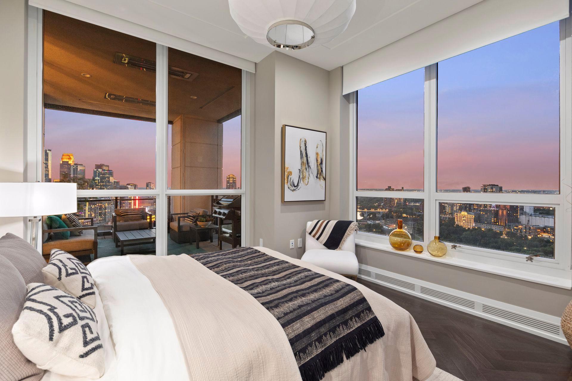 1111 W River Parkway Unit: 26A