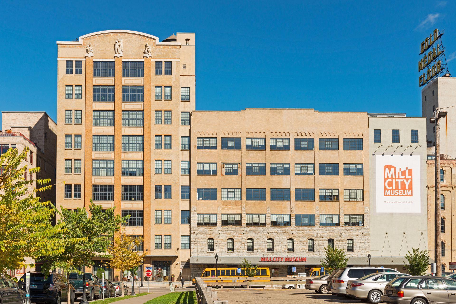1111 W River Parkway Unit: 26A