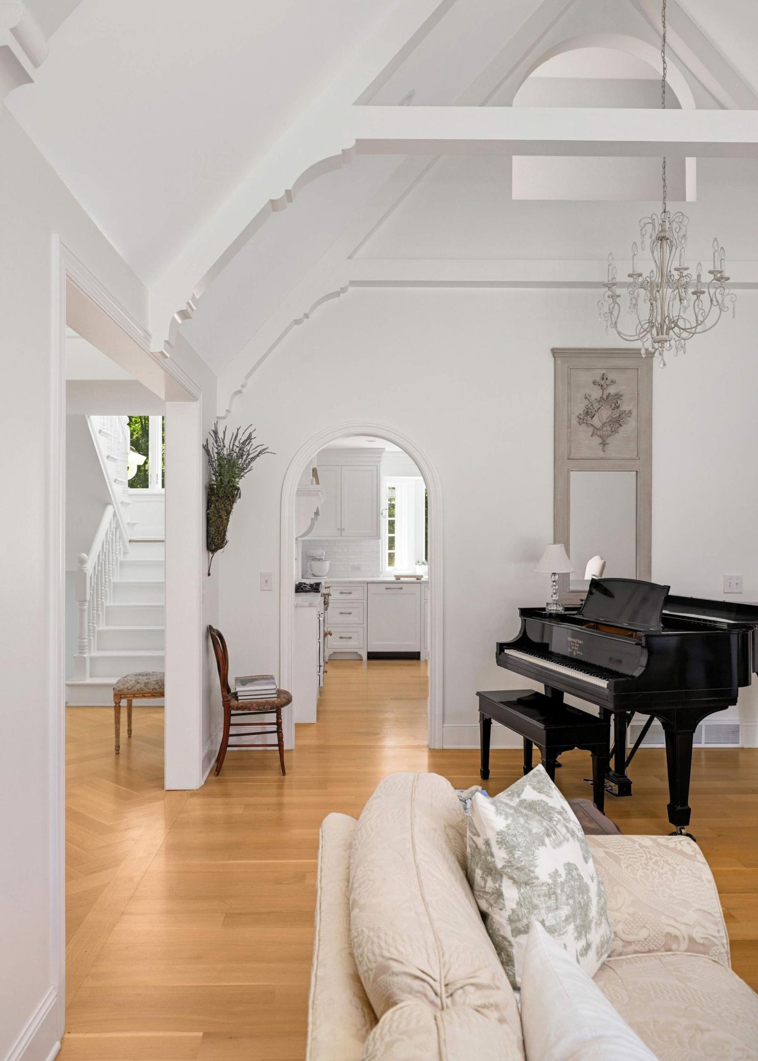 2255 French Creek Circle