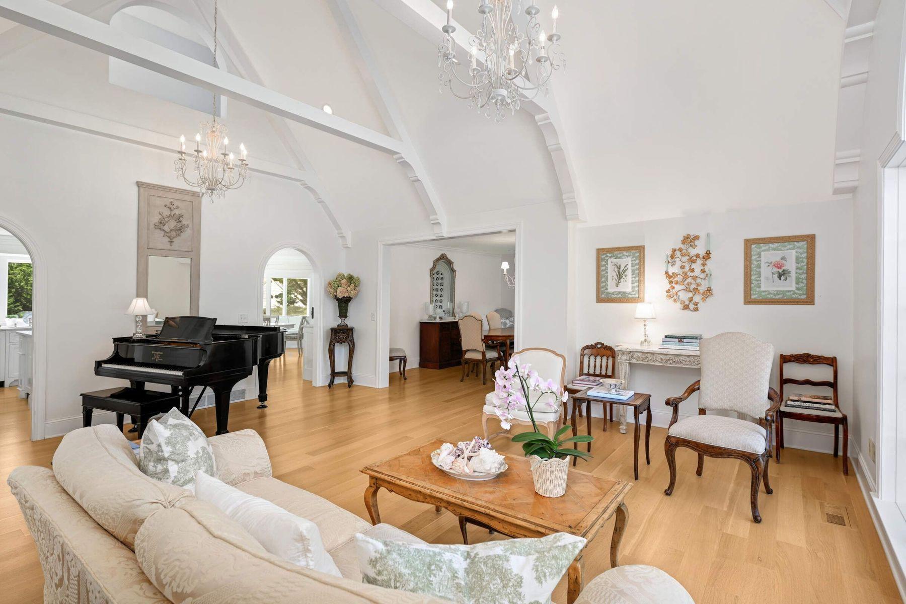 2255 French Creek Circle