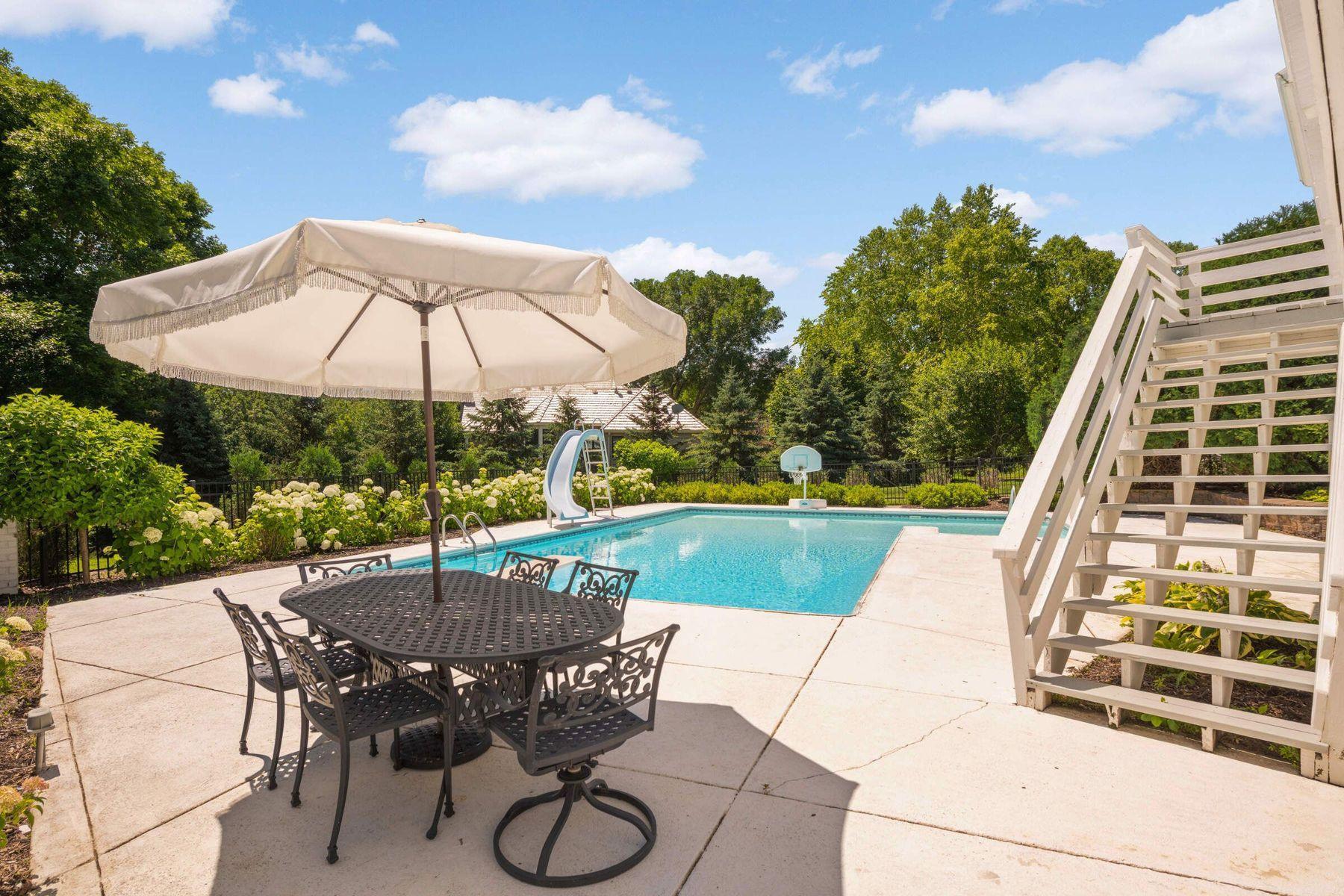 2255 French Creek Circle