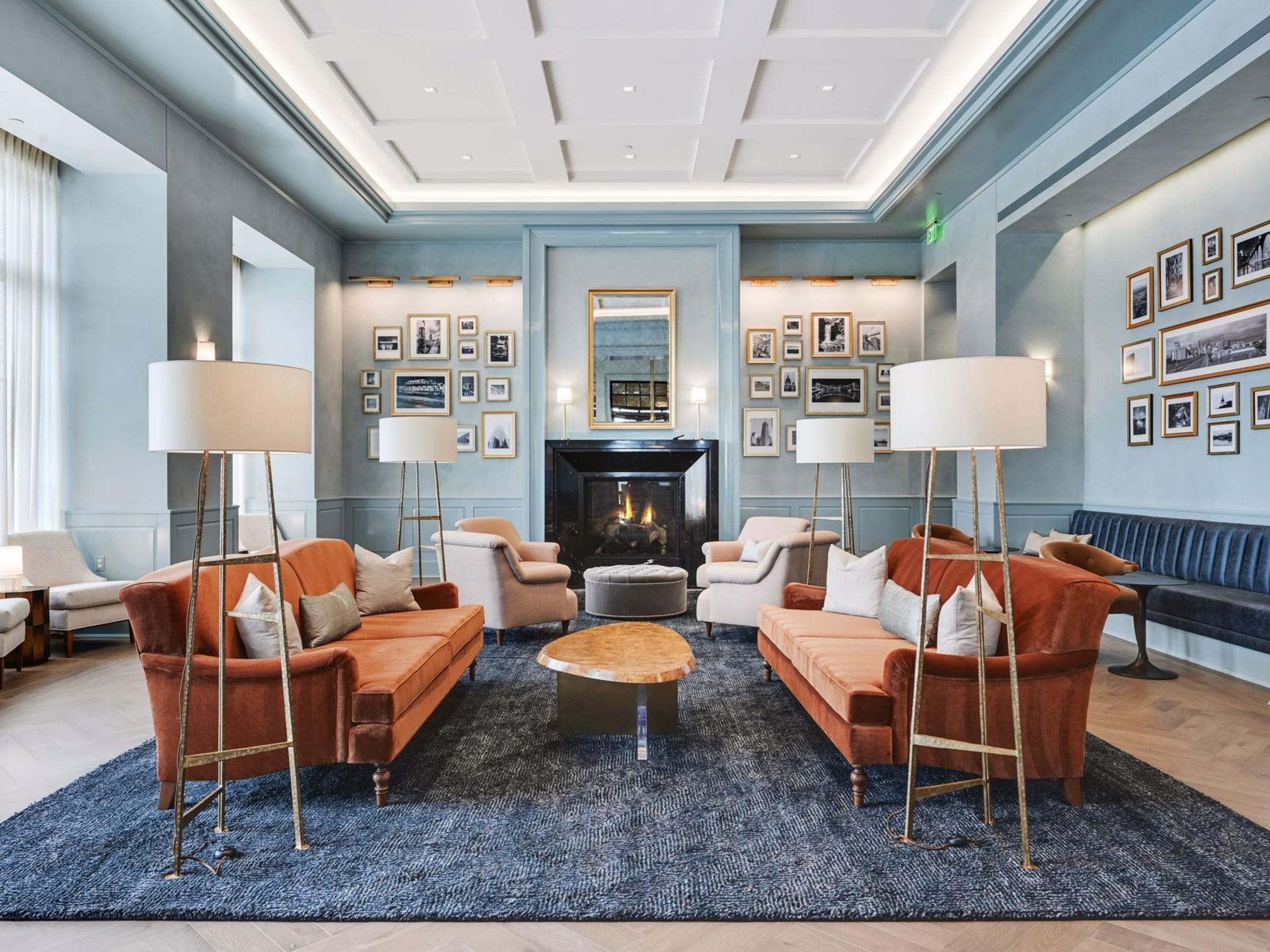 1111 W River Parkway Unit: 33A