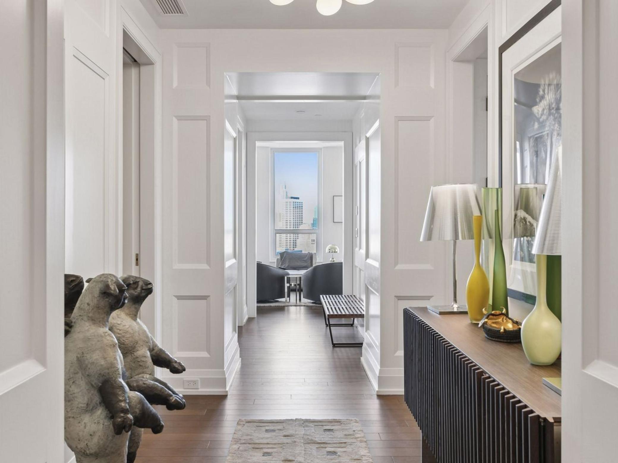 1111 W River Parkway Unit: 33A