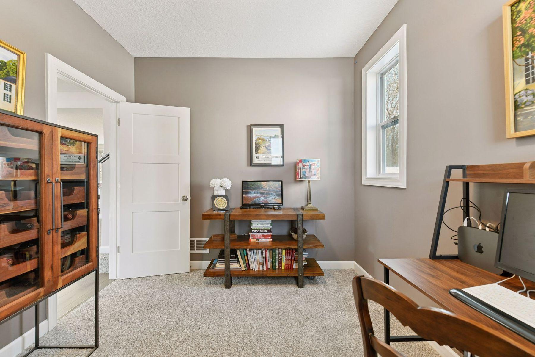 7465 Glengarry Place