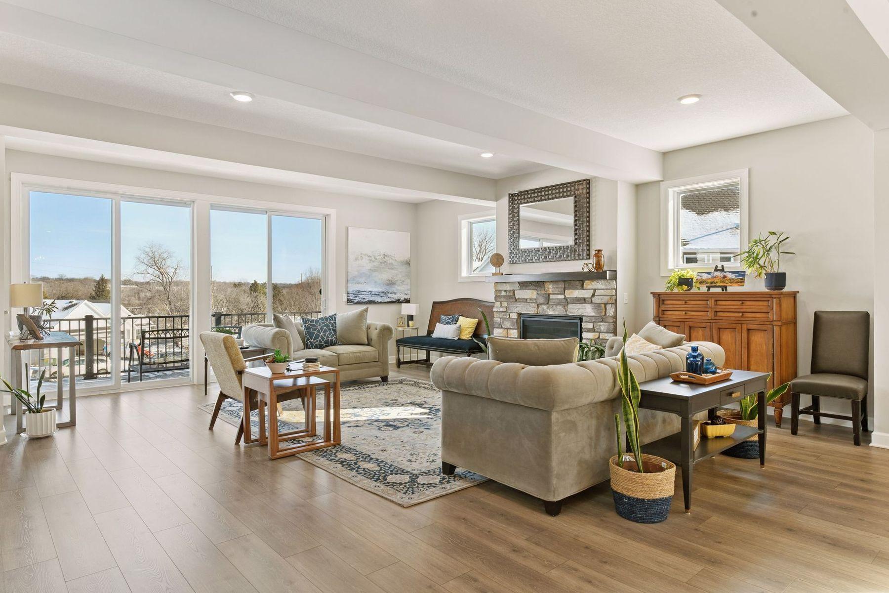 7465 Glengarry Place