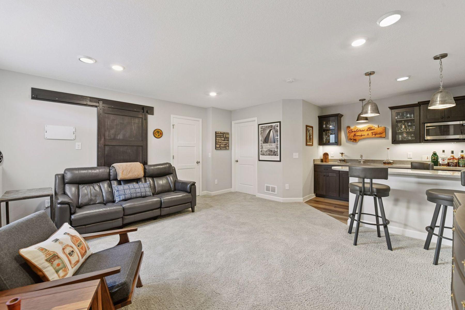 7465 Glengarry Place