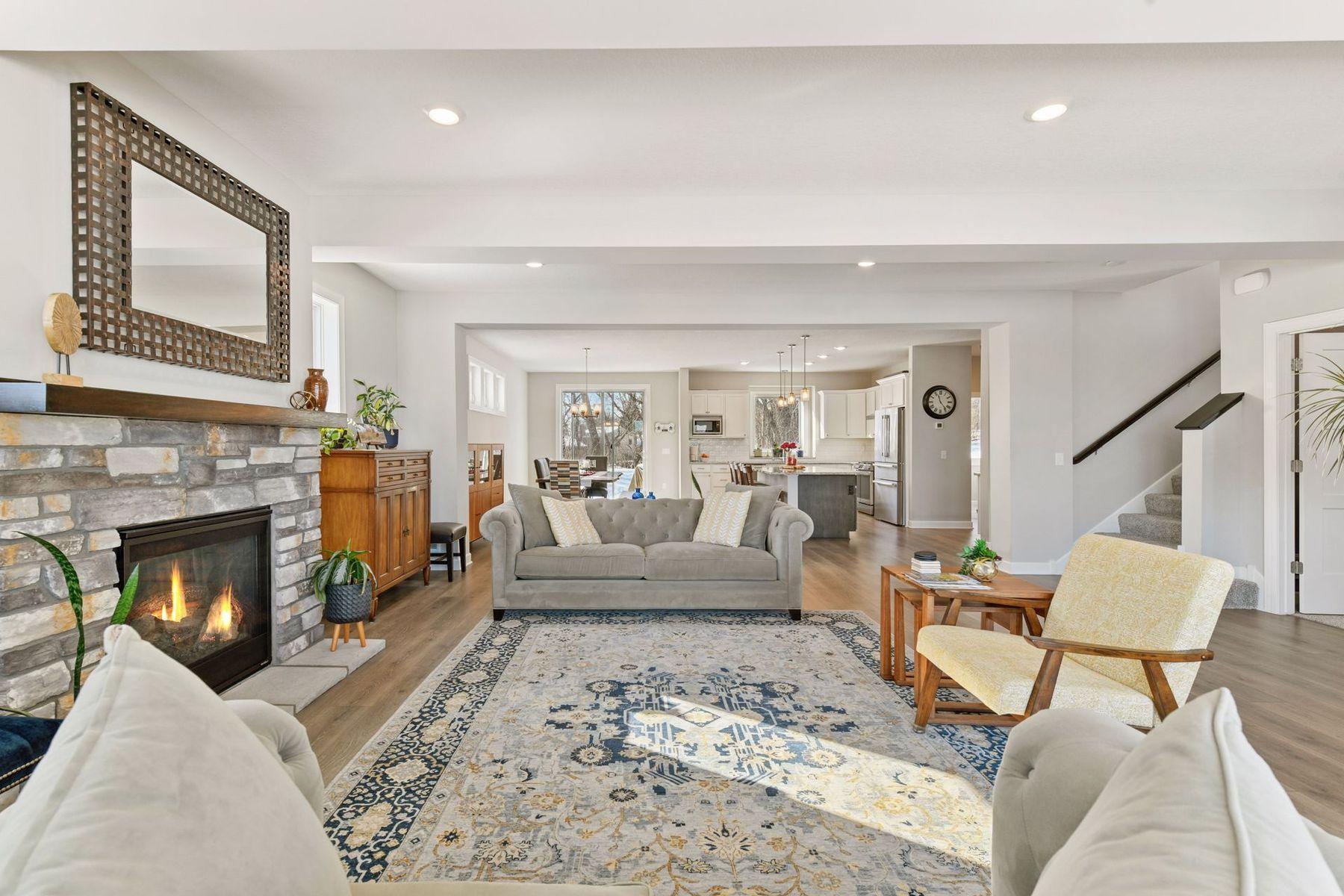 7465 Glengarry Place