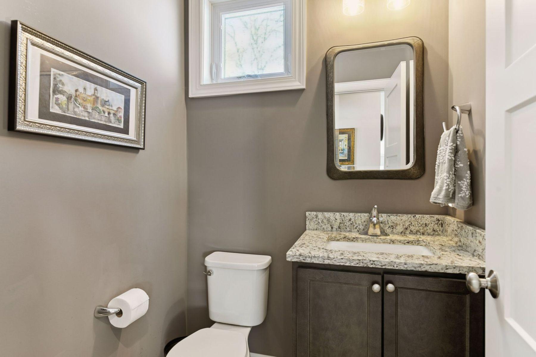 7465 Glengarry Place