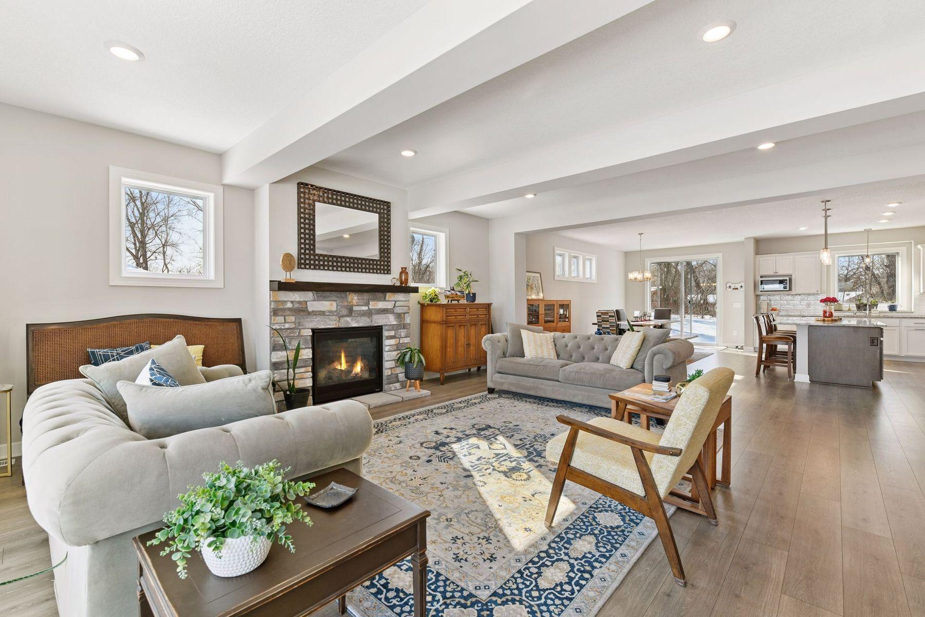 7465 Glengarry Place