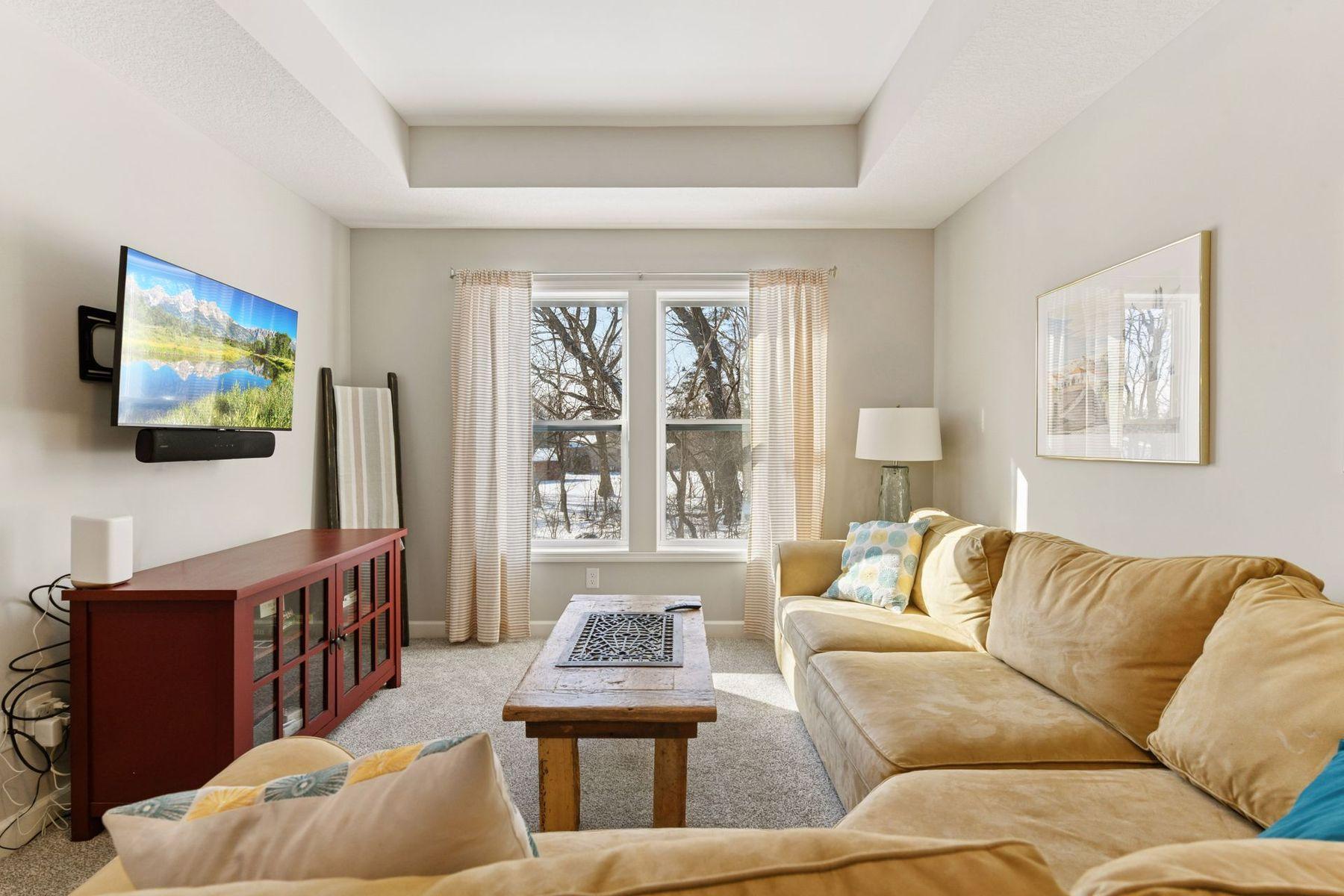 7465 Glengarry Place